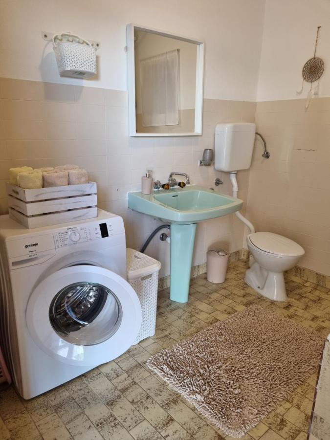 Tarac Apartment เซนญ์ ภายนอก รูปภาพ